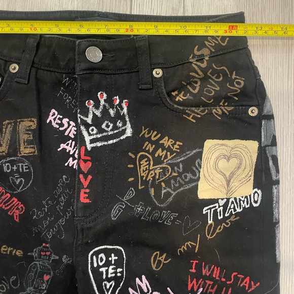 Dolce & Gabbana Graffiti Audrey Jeans - Picture 9 of 12